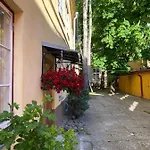 Old Town Lai Street Apartment With Private Parking