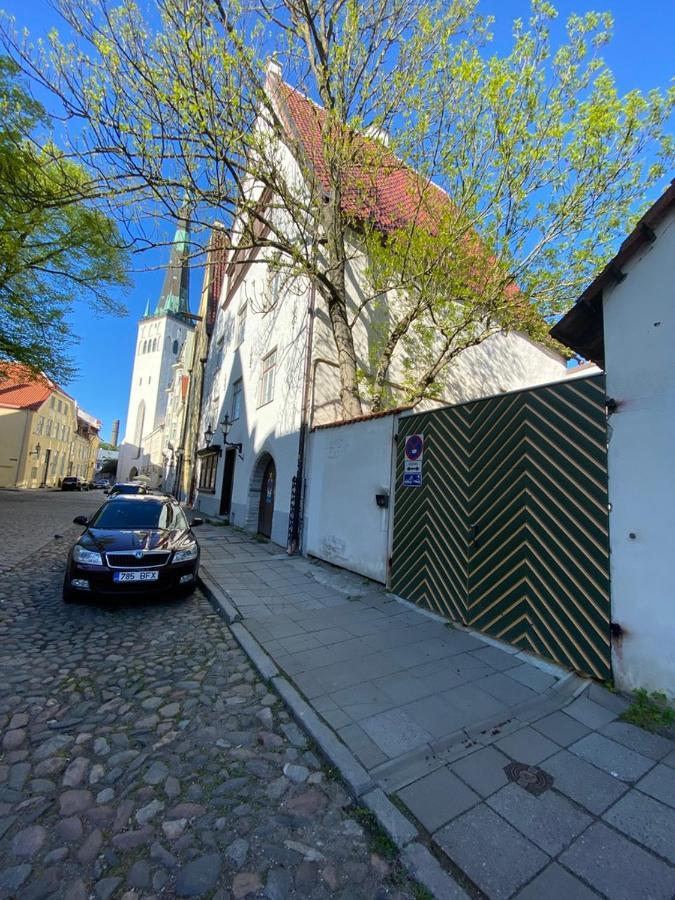 Old Town Lai Street With Private Parking * Reval